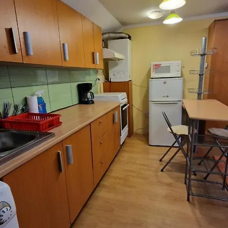Lexington Apartment